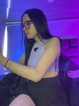 Isabella 21x online show from 13, 4, 2026