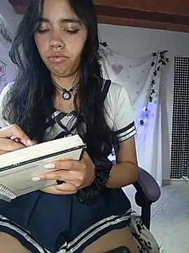 Snapshot of sophie_north chatting on 15, 5, 2026 sophie north online show from 15, 5, 2026