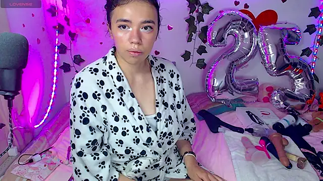 sophie north online show from 25, 2, 2025