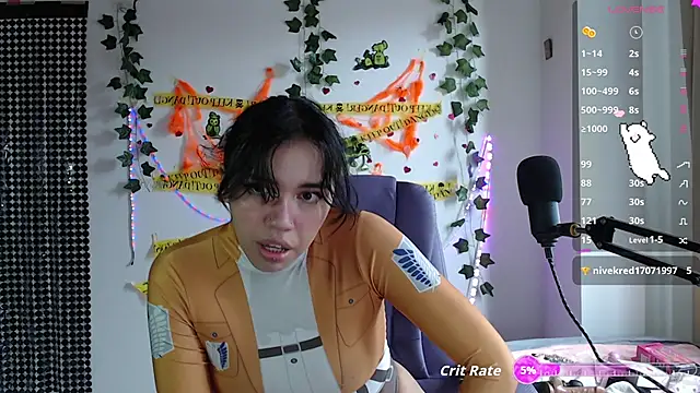 Snapshot of sophie_north chatting on 19, 10, 2025 sophie north online show from 19, 10, 2025