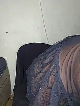Snapshot of curvysexybody chatting on 11, 6, 2026 curvysexybody online show from 11, 6, 2026