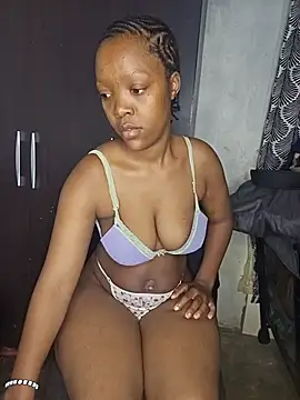 Snapshot of curvysexybody chatting on 30, 7, 2026 curvysexybody online show from 30, 7, 2026