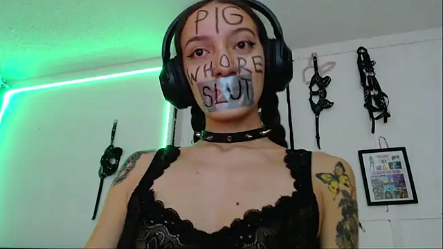 Eloise-brown online show from 17, 1, 2025