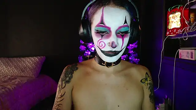 Eloise-brown online show from 4, 12, 2025