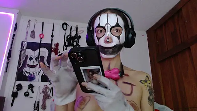 Eloise-brown online show from 4, 1, 2025