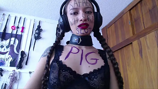 Eloise-brown online show from 25, 1, 2025