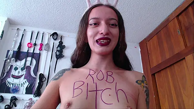 Eloise-brown online show from 24, 1, 2025