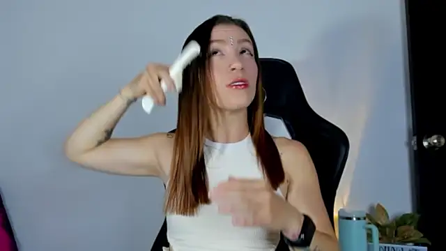 roxanne jones1 online show from 4, 4, 2026