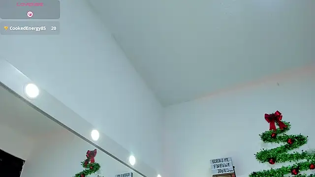 roxanne jones1 online show from 13, 12, 2025