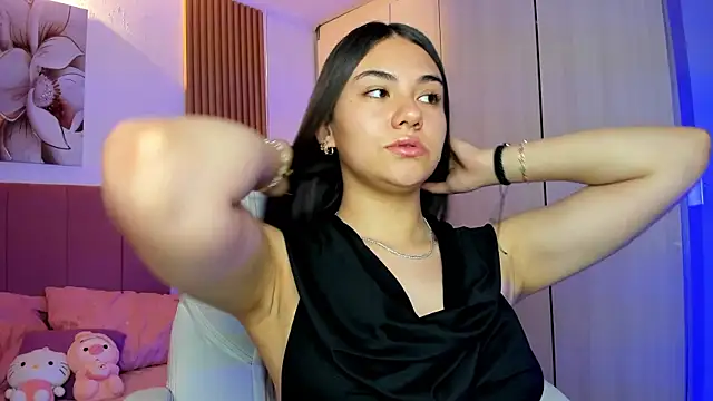 mia nevaeh online show from 14, 1, 2026