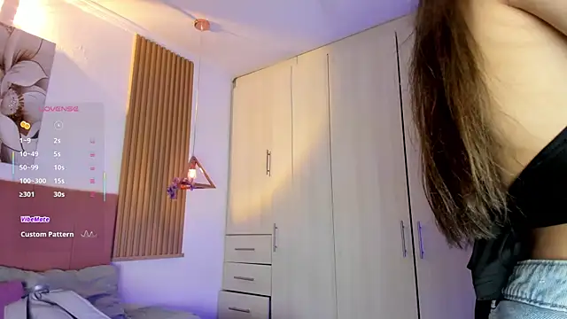 mia nevaeh online show from 6, 3, 2026