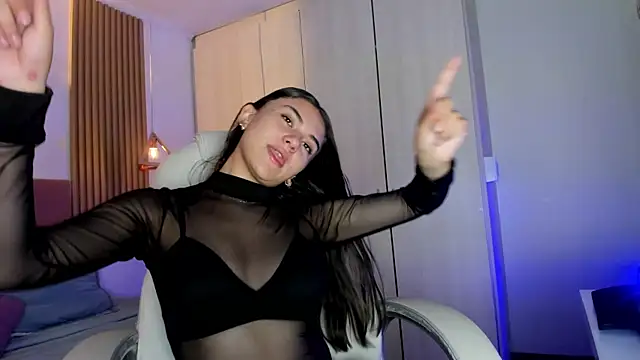 Snapshot of mia_nevaeh chatting on 24, 6, 2026 mia nevaeh online show from 24, 6, 2026