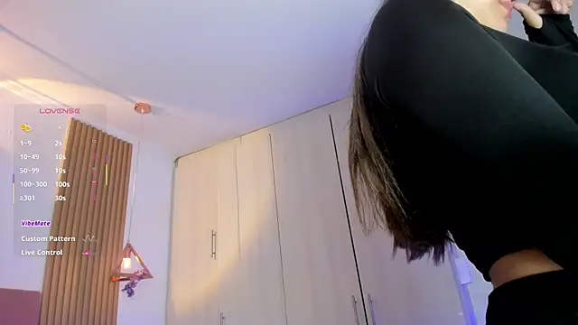 Snapshot of mia_nevaeh chatting on 6, 6, 2026 mia nevaeh online show from 6, 6, 2026