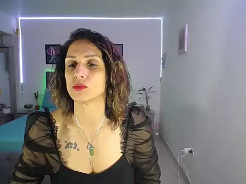 Corina hot online show from 31, 5, 2026