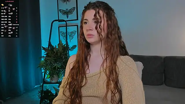 Freckle Diyana online show from 14, 11, 2025