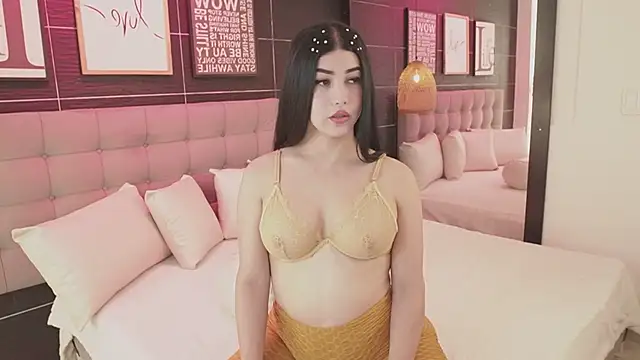Bella TS  online show from 11, 6, 2026