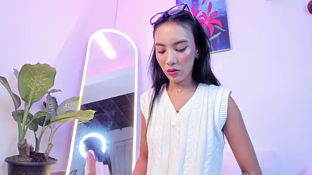 tinymoon- online show from 27, 2, 2025