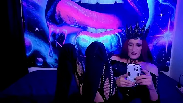 LuvNuk online show from 16, 10, 2025