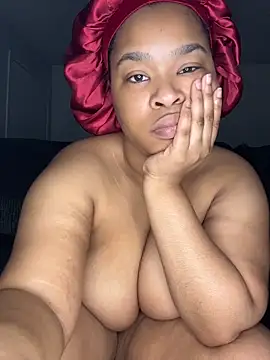 MissAriisback online show from 19, 11, 2025