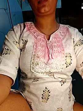 Manpreet kaur21 online show from 4, 3, 2026