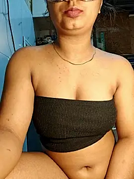 Manpreet kaur21 online show from 18, 2, 2026