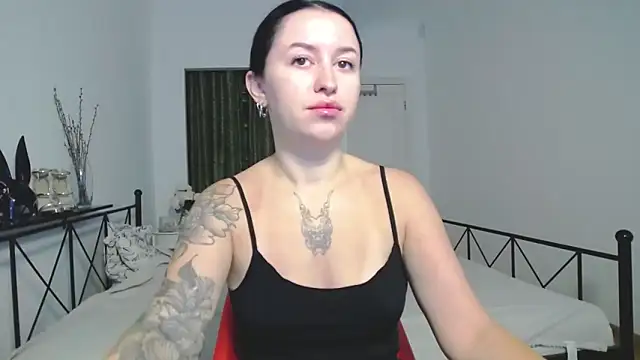 VioletCatt online show from 16, 9, 2025