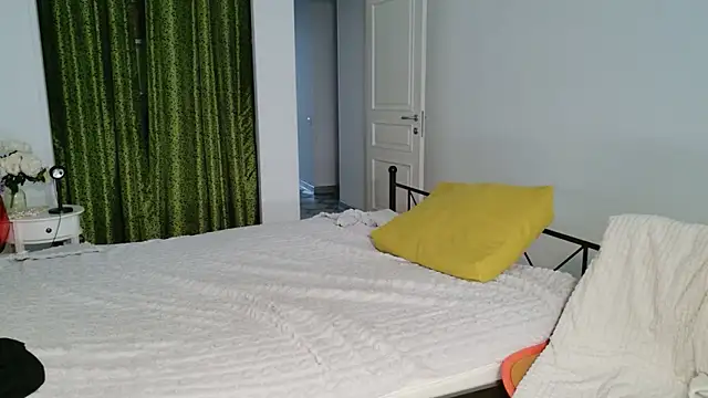 VioletCatt online show from 17, 6, 2026