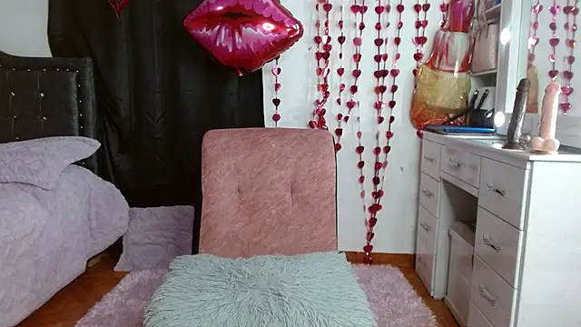 AnnaRosse1 online show from 7, 3, 2025