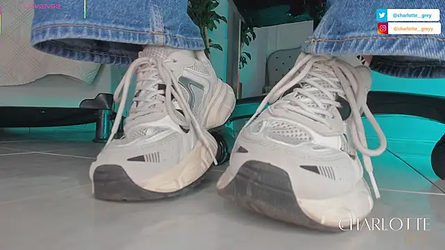 charlotte  grey online show from 1, 11, 2025