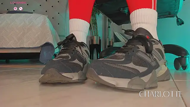 charlotte  grey online show from 17, 1, 2026