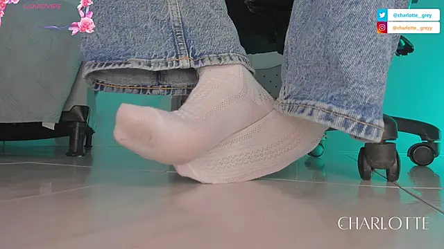 charlotte  grey online show from 29, 10, 2025