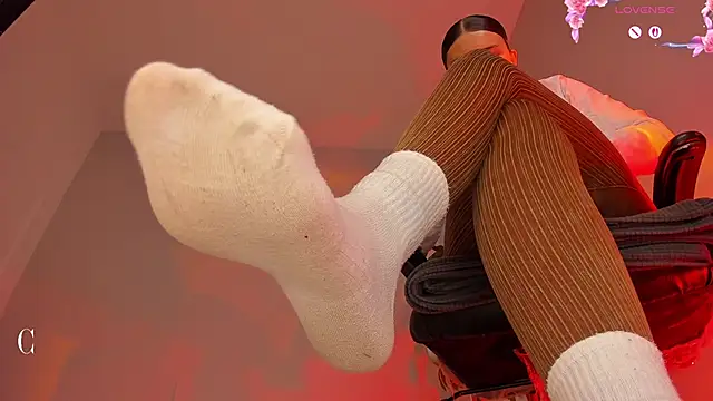 Snapshot of charlotte__grey chatting on 1, 7, 2026 charlotte grey online show from 1, 7, 2026