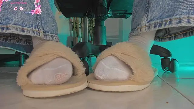 charlotte  grey online show from 7, 2, 2026