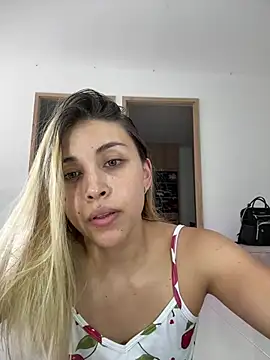 Snapshot of charlotte__grey chatting on 14, 6, 2026 charlotte grey online show from 14, 6, 2026