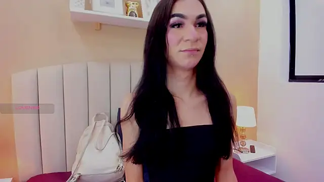 Mia thompson 19 online show from 18, 6, 2026