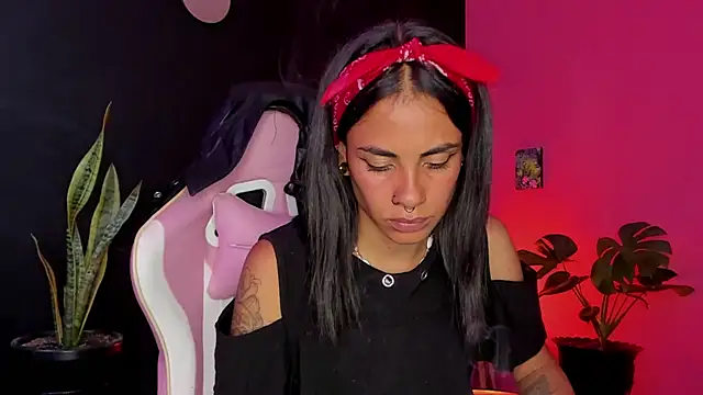 Juanadearco5 online show from 4, 2, 2025
