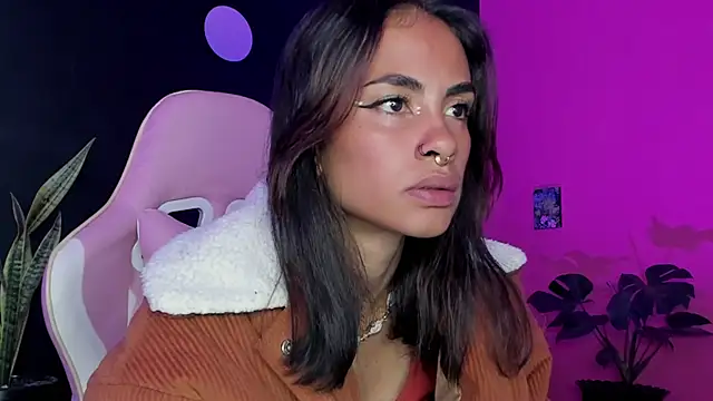 Juanadearco5 online show from 11, 2, 2025