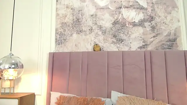 SabrinaDevill online show from 22, 12, 2025