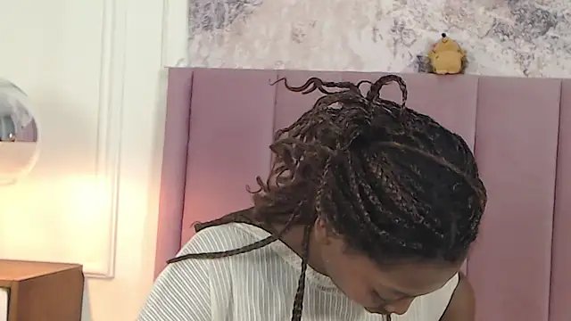 SabrinaDevill online show from 16, 2, 2026