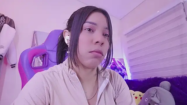 Snapshot of madelyn_rose_ chatting on 29, 4, 2026 madelyn rose online show from 29, 4, 2026