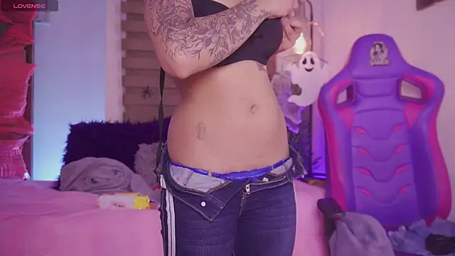 madelyn rose  online show from 22, 10, 2025