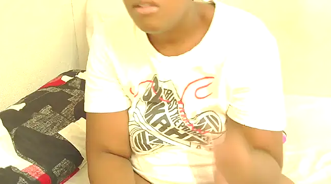 Snapshot of DollyAssZA chatting on 27, 2, 2025 DollyAssZA online show from 27, 2, 2025