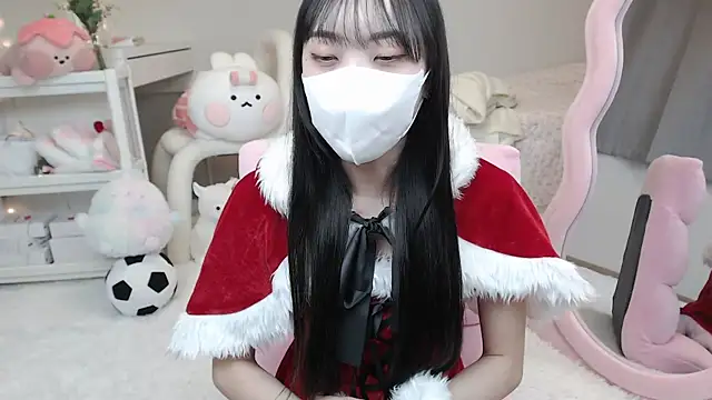 momo room online show from 21, 12, 2024