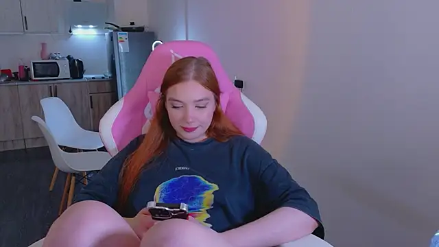 cinnabon girls online show from 4, 4, 2026