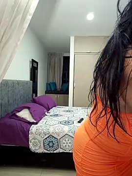 viollett 28 online show from 28, 11, 2025