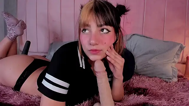 gaby cloudy online show from 20, 11, 2025