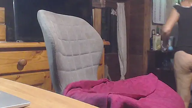 eva2023sexy online show from 4, 12, 2025