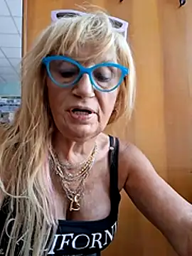 Snapshot of eva2023sexy chatting on 11, 7, 2026 eva2023sexy online show from 11, 7, 2026