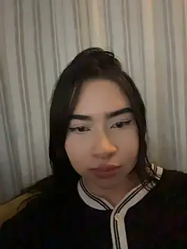 Snapshot of corallwells chatting on 9, 4, 2026 corallwells online show from 9, 4, 2026