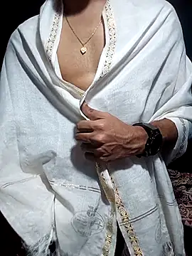 Snapshot of ansh777777777 chatting on 19, 10, 2025 ansh777777777 online show from 19, 10, 2025